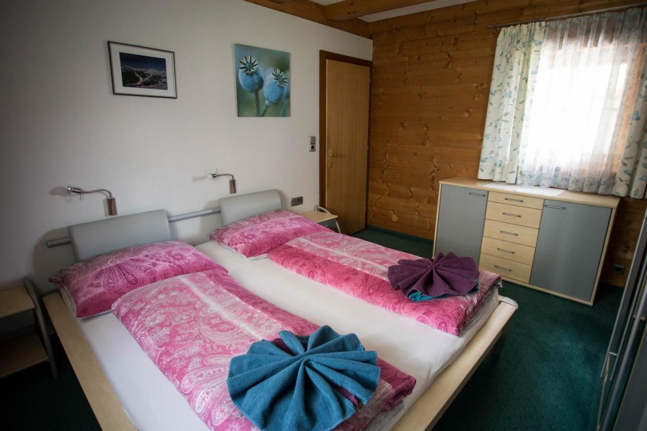 Erlzette Apartment *