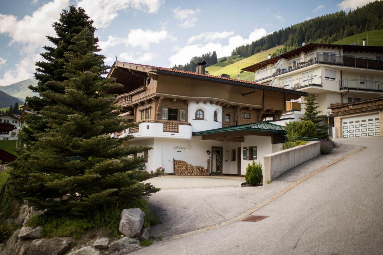 Erlzette Apartment *